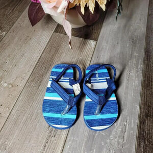 Carter's Baby Boy Size Small 5/6 Blue Striped Flip Flops Sandals